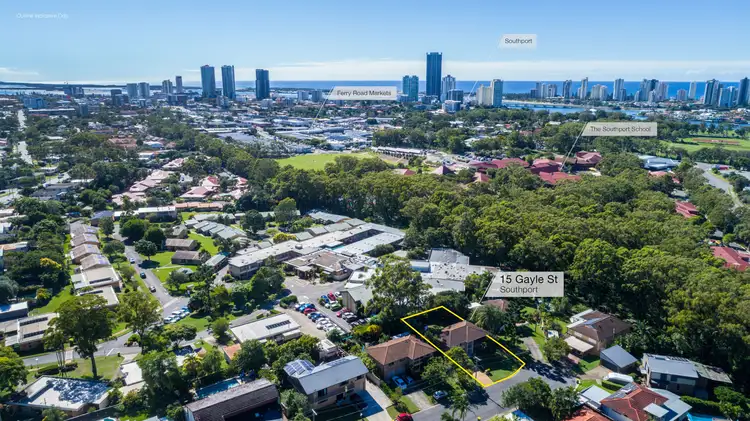 15 Gayle Street, Southport QLD 4215