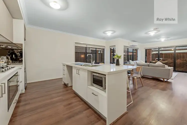 Second view of Homely house listing, 4 Mountleigh Circuit, Craigieburn VIC 3064