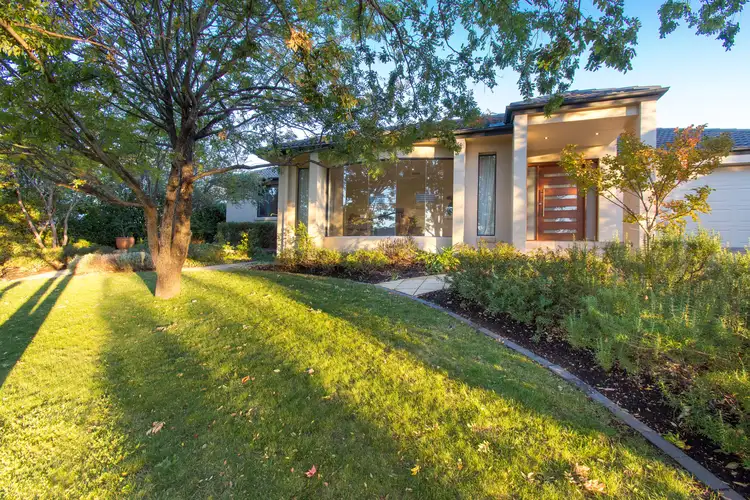 16 Goble Street, Hughes ACT 2605