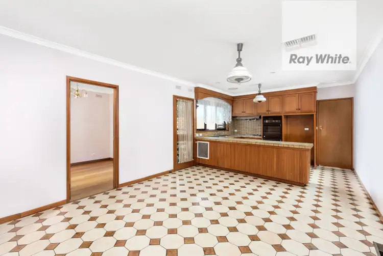 Fifth view of Homely house listing, 7 Ashbrook Circuit, Bundoora VIC 3083