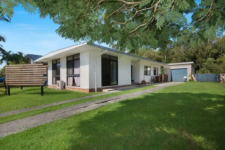 20 Telopea Avenue, Yamba NSW 2464