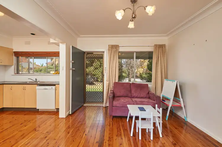 Fourth view of Homely house listing, 124 Simkin Crescent, Kooringal NSW 2650