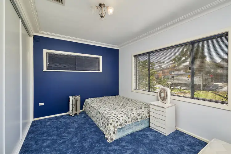 Fifth view of Homely house listing, 124 Simkin Crescent, Kooringal NSW 2650