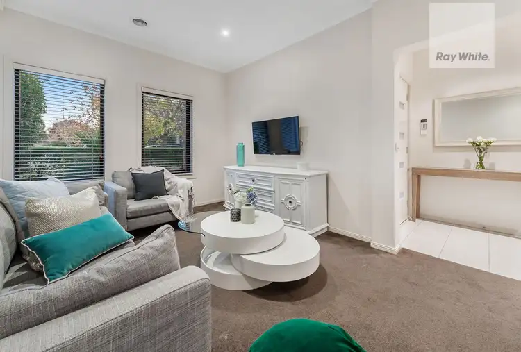 Sixth view of Homely house listing, 5 Osprey Place, Craigieburn VIC 3064