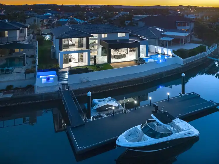 155 Pebble Beach Drive, Runaway Bay QLD 4216