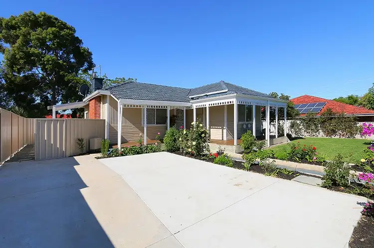 17 Dunford Street,, Willagee WA 6156