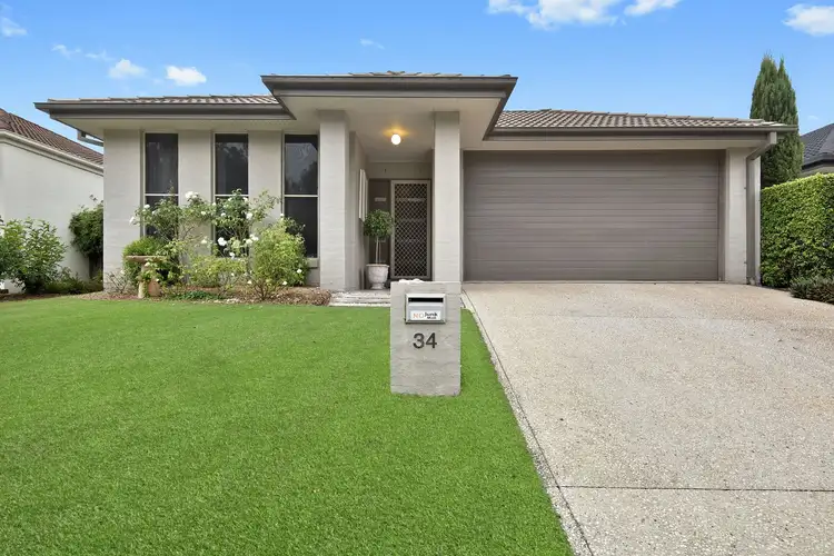 34 Lacebark Street, North Lakes QLD 4509