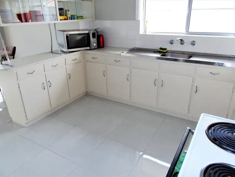 Second view of Homely house listing, 6 Fourth Street, Bordertown SA 5268