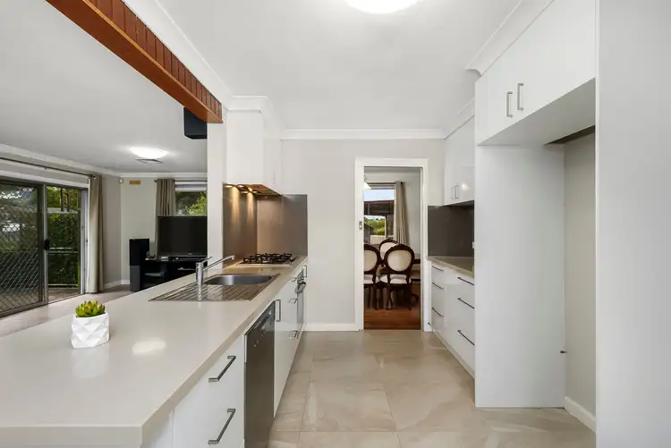 Fourth view of Homely house listing, 2 Hyde Court, Mulgrave VIC 3170