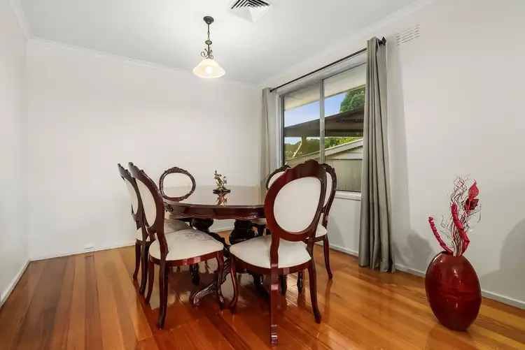 Sixth view of Homely house listing, 2 Hyde Court, Mulgrave VIC 3170