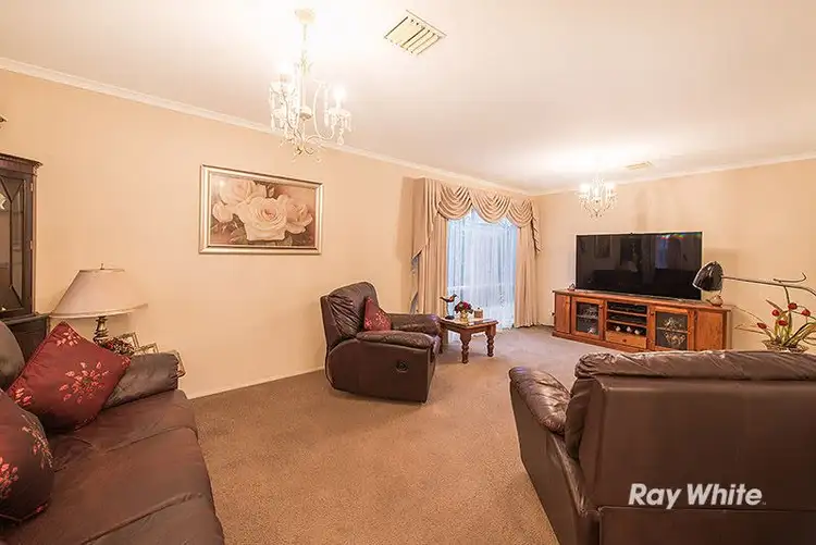 Fifth view of Homely house listing, 18 Mariner Close, Cranbourne North VIC 3977