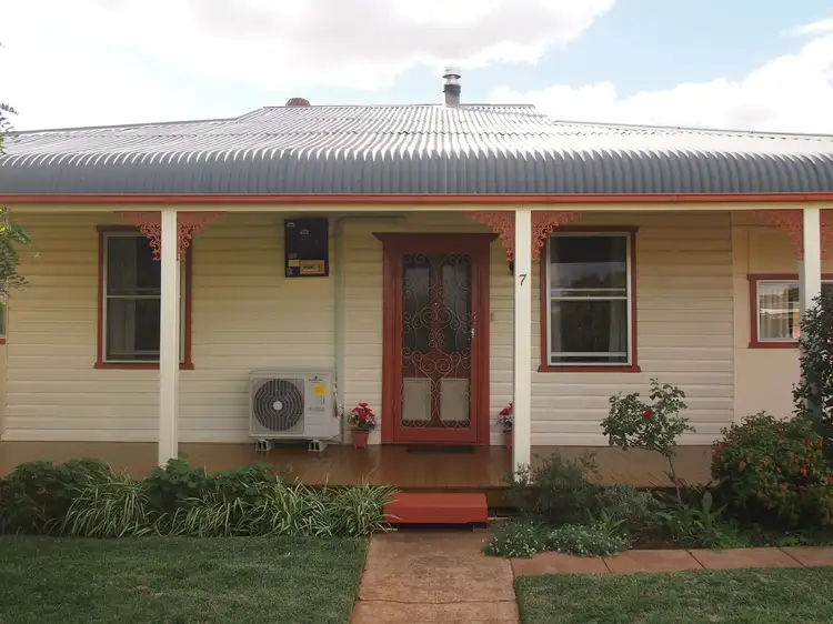 7 Cunningham Street, Condobolin NSW 2877