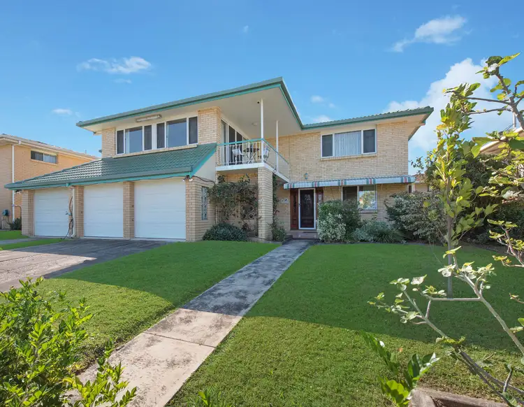 18 Craigview Street, Macgregor QLD 4109