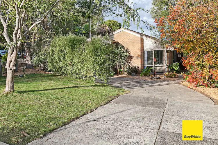 Second view of Homely house listing, 6 Danielle Court, Langwarrin VIC 3910