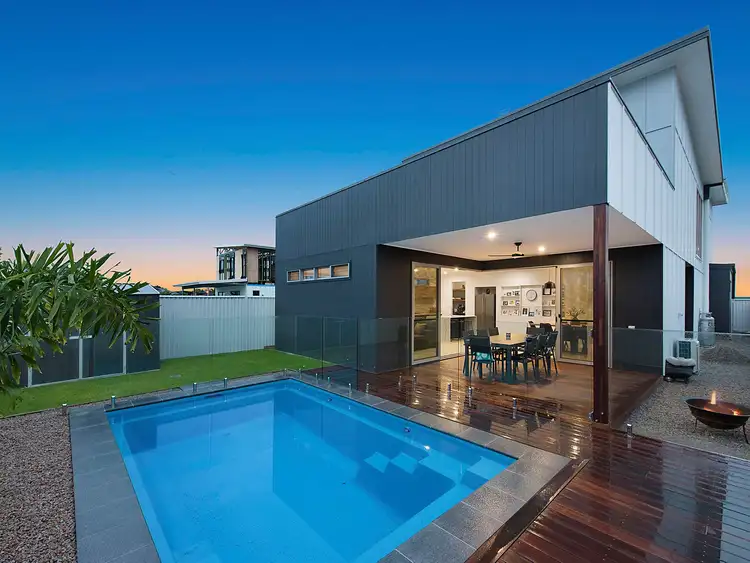 5 Marina View Drive, Pelican Waters QLD 4551
