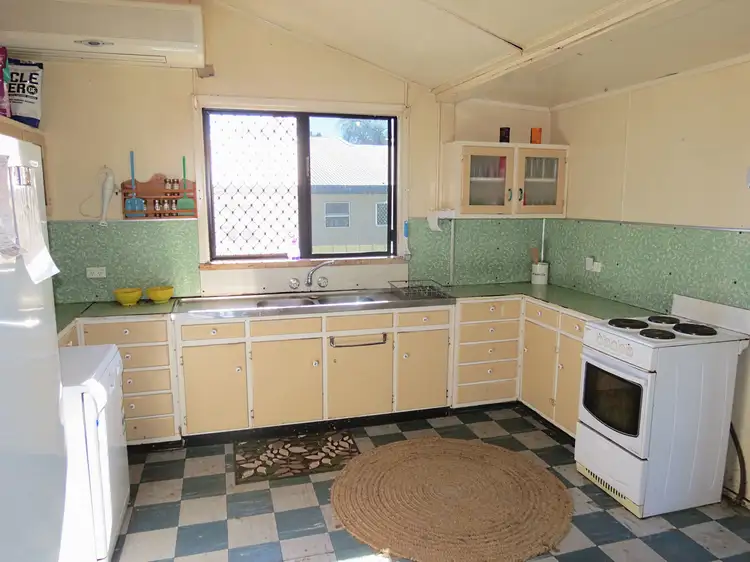 Second view of Homely house listing, 5 Pill Street, Emerald QLD 4720
