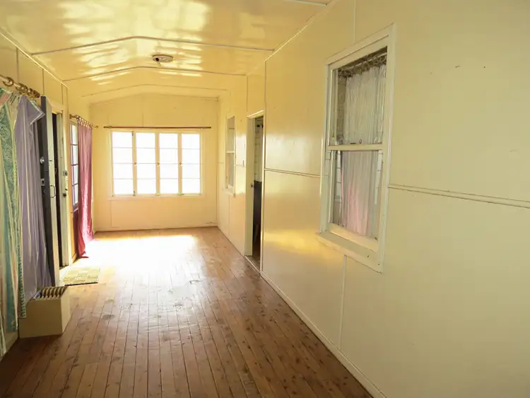 Sixth view of Homely house listing, 5 Pill Street, Emerald QLD 4720