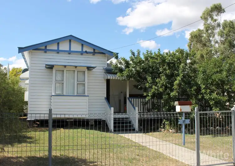 37 Edward Street, Dalby QLD 4405