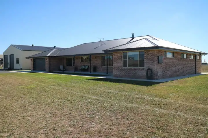 48 Galloway Place, Glen Innes NSW 2370