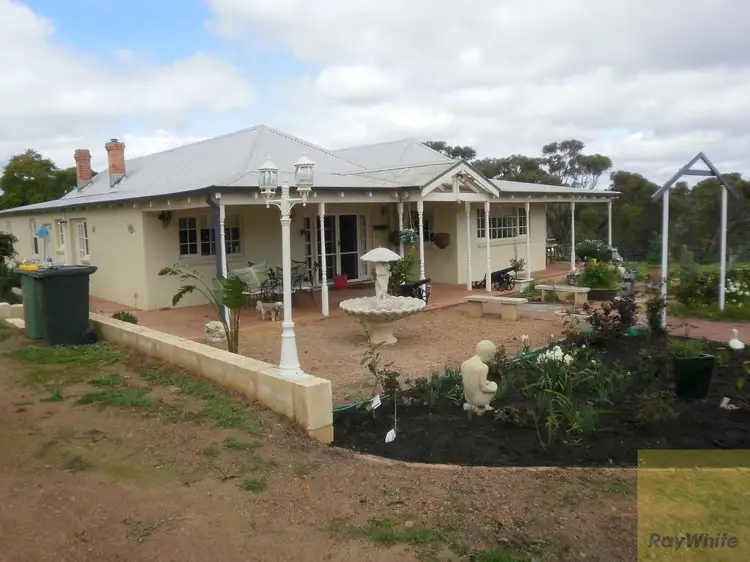 24 Balfour Street, Pingelly WA 6308