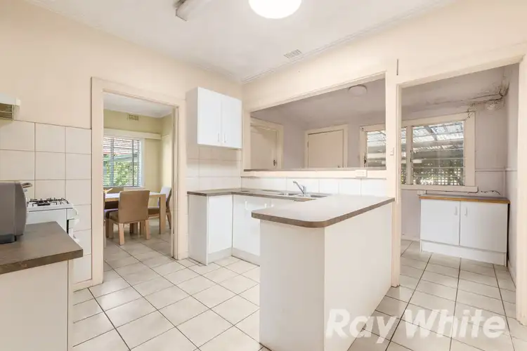 Fifth view of Homely house listing, 32 Brassey Avenue, Rosanna VIC 3084