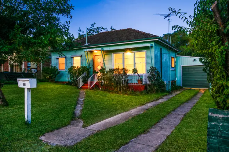 10 Renfrew Street, Guildford NSW 2161