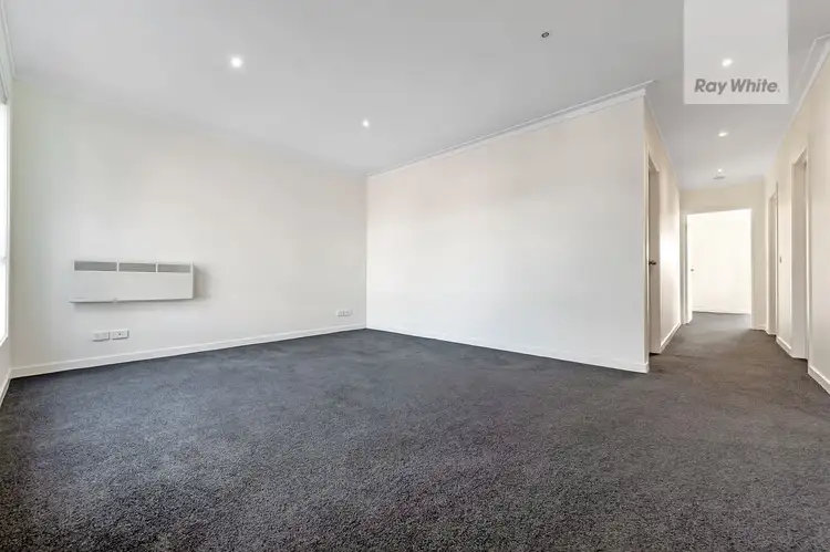 Fourth view of Homely townhouse listing, 6 Jarrah Place, Craigieburn VIC 3064
