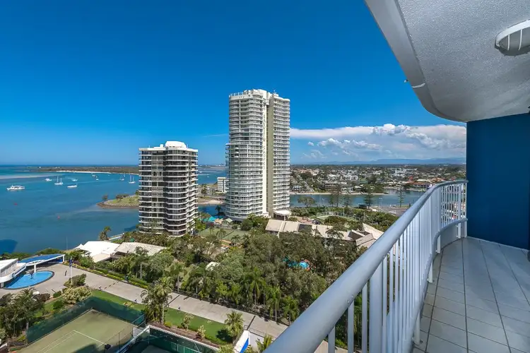 54/21 Bayview Street, Runaway Bay QLD 4216