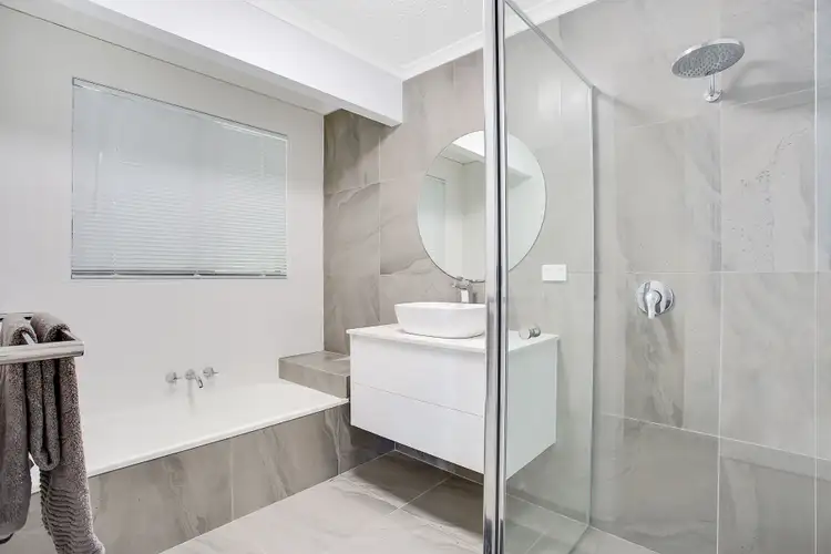 51 Clives Circuit, Currumbin Waters QLD 4223