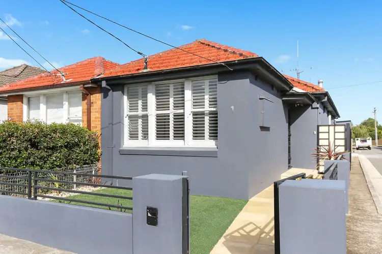 1 Garden Street, Eastlakes NSW 2018
