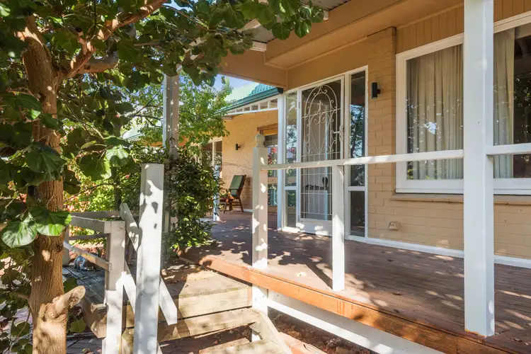 10 Chiswick Street, Wembley Downs WA 6019