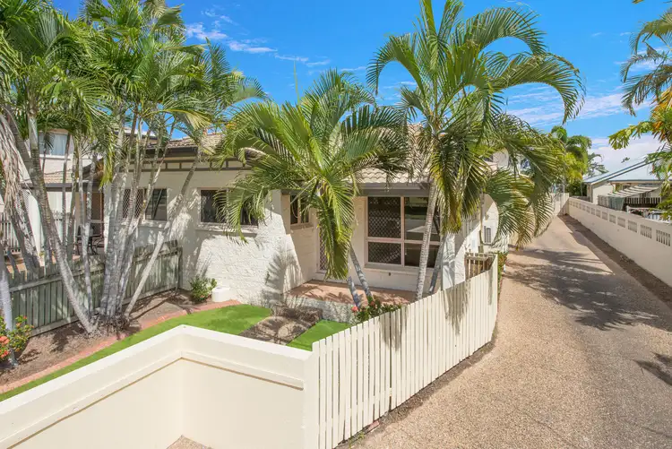 2/13 Second Avenue, Railway Estate QLD 4810