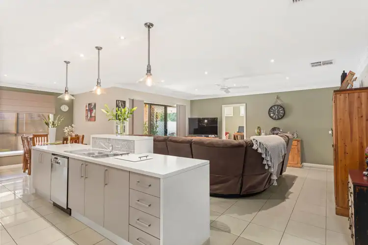 Fifth view of Homely house listing, 4 Greenfield Drive, Epsom VIC 3551