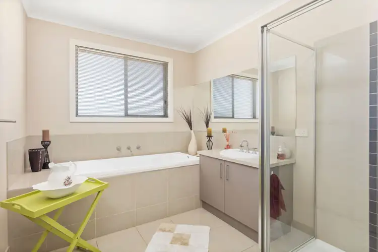 Sixth view of Homely house listing, 4 Greenfield Drive, Epsom VIC 3551