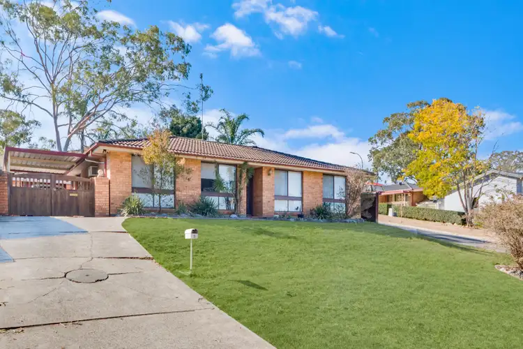 3 Topaz Place, Eagle Vale NSW 2558