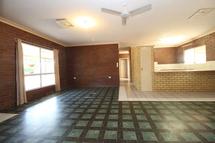 Sixth view of Homely house listing, 5 Hall Place, Emerald QLD 4720