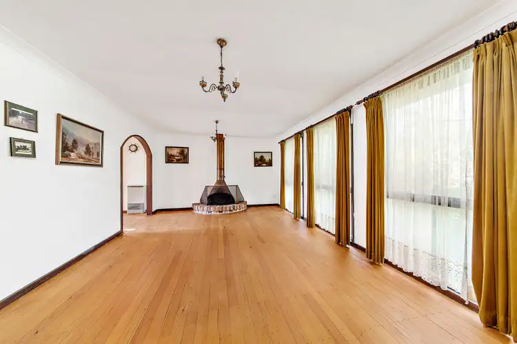 Second view of Homely house listing, 1 Fizelle Place, Weston ACT 2611