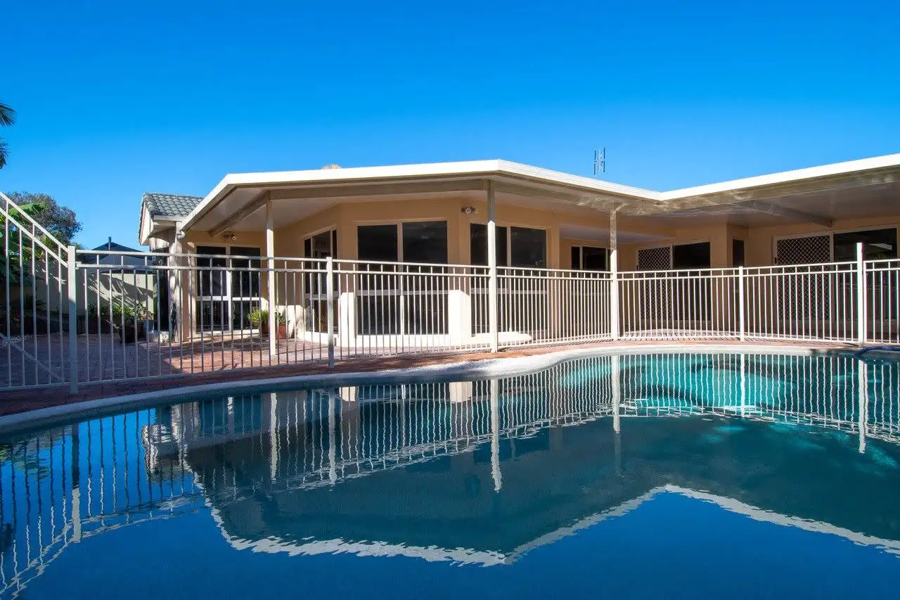 Main view of Homely house listing, 19 Nottinghill Gate Drive, Arundel QLD 4214