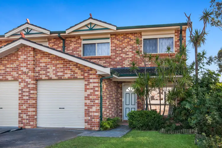 2/125 Humphries Road, St Johns Park NSW 2176