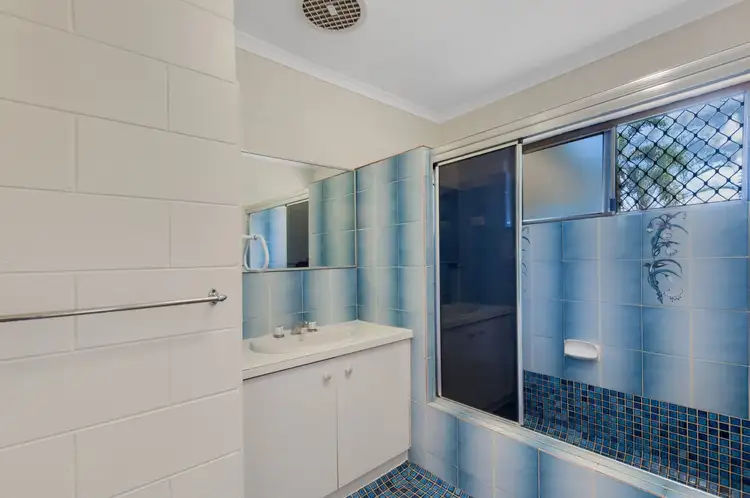 Fifth view of Homely house listing, 2 Atlas Close, Smithfield QLD 4878