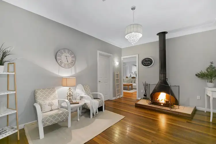 5 Hamel Road, Holland Park West QLD 4121