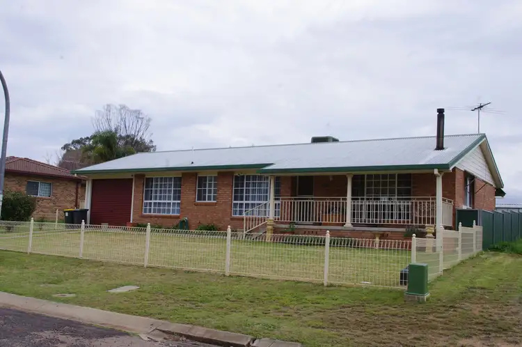 13 Angel Avenue, Inverell NSW 2360
