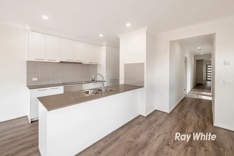 20 Mabillon Way, Clyde North VIC 3978