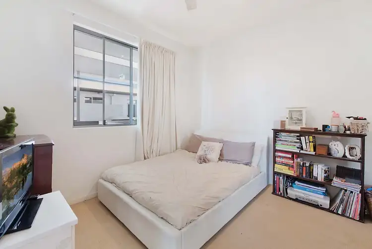 Sixth view of Homely apartment listing, 2/93 Bilyana Street, Balmoral QLD 4171