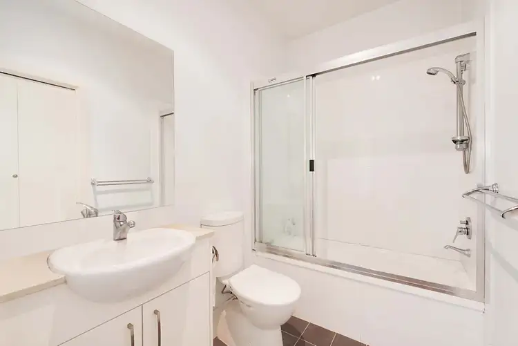 Seventh view of Homely apartment listing, 2/93 Bilyana Street, Balmoral QLD 4171