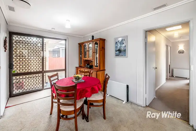 Fifth view of Homely house listing, 20 Valepark Crescent, Cranbourne VIC 3977