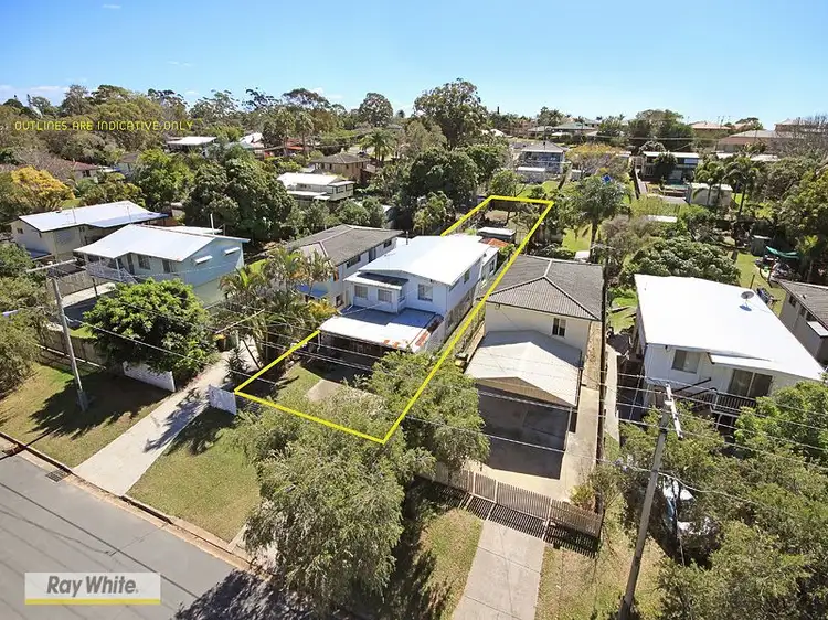 32 Pikett Street, Clontarf QLD 4019