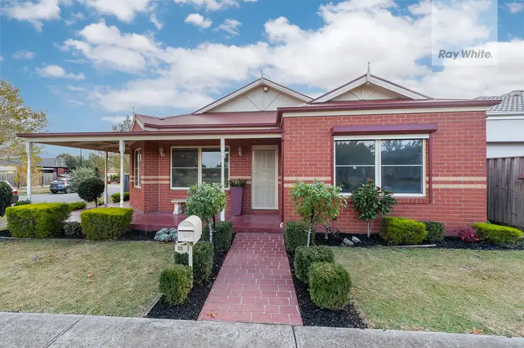 35 Bellfield Drive, Craigieburn VIC 3064
