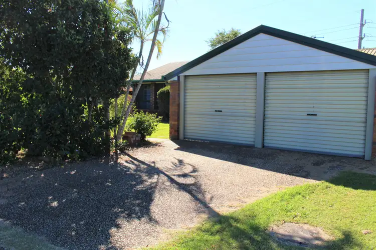 Second view of Homely house listing, 10 Vermont Crescent, Mount Warren Park QLD 4207
