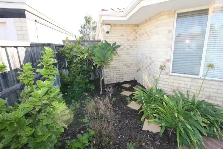 Fifth view of Homely house listing, 8 Paperbark Place, Ellenbrook WA 6069